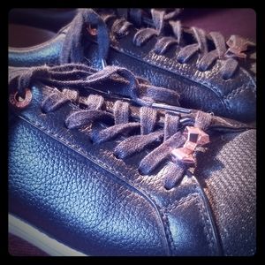 Ted Baker rose gold bow runners